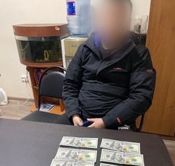 В Астрахани обнаружены фальшивые доллары