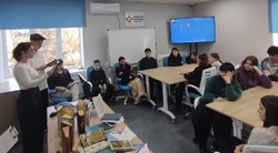 Ребята из лиманского центра «Дружба» посетили День открытых дверей в центре занятости