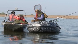 Астраханские госинспекторы рыбоохраны проводят рейды по водоёмам региона