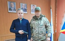 Глава Лиманского округа встретился с бойцом СВО